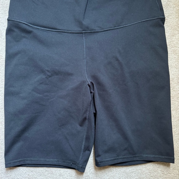 Fabletics power hold shorts black - Picture 4 of 7